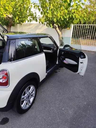 MINI One D 2013, foto 2