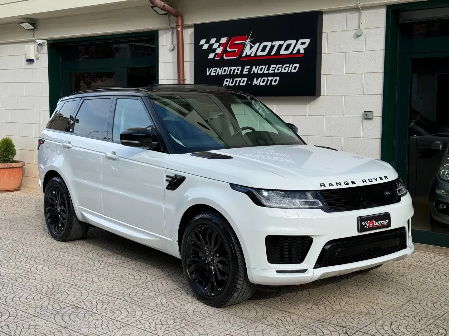 Land Rover Range Rover Sport 3.0d i6 mhev HSE Dynamic 249cv auto Bianco - 1