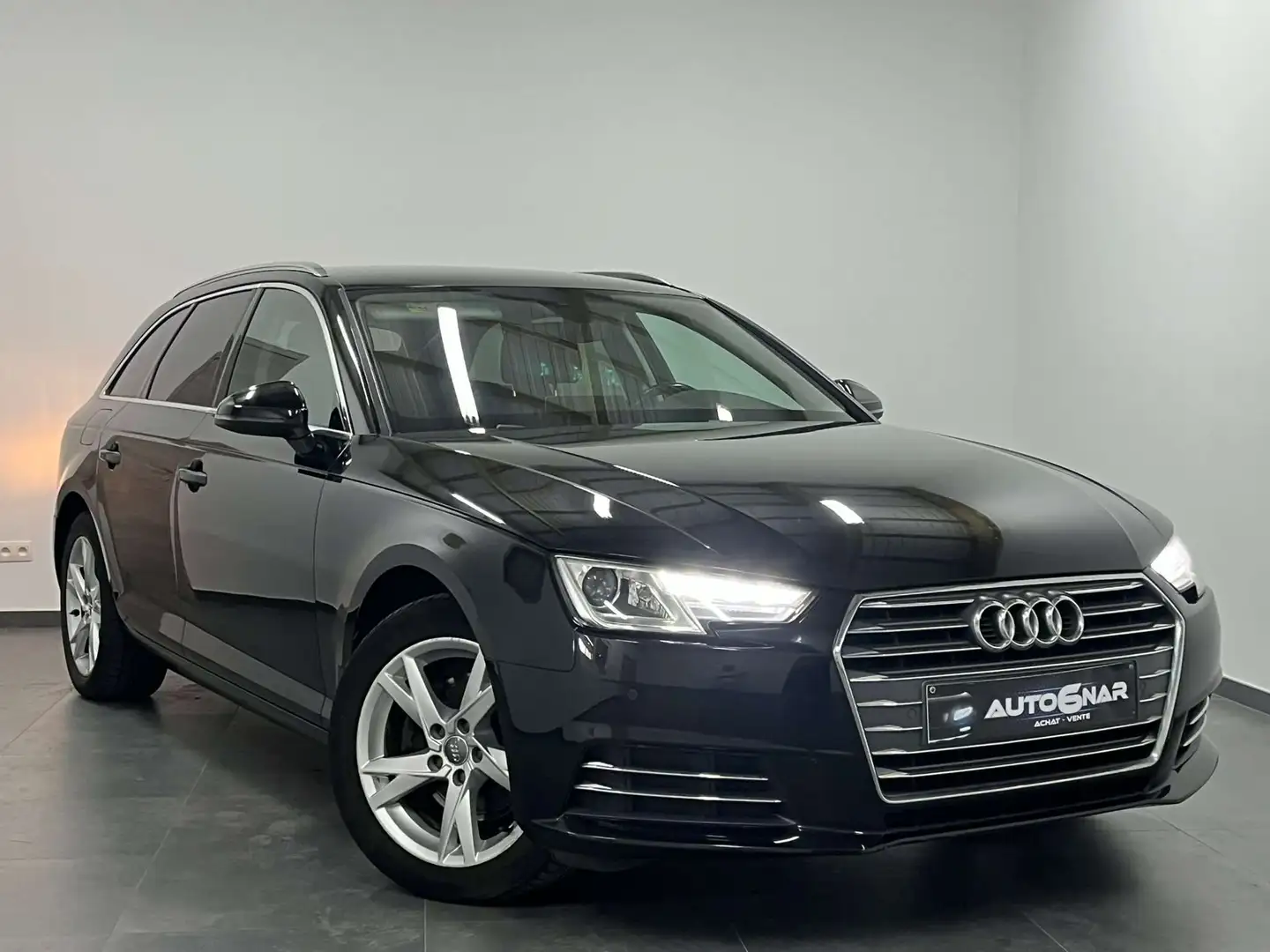 Audi A4 A4 Avant 1.4 TFSI S tronic - 1erMain - Xenon Noir - 1