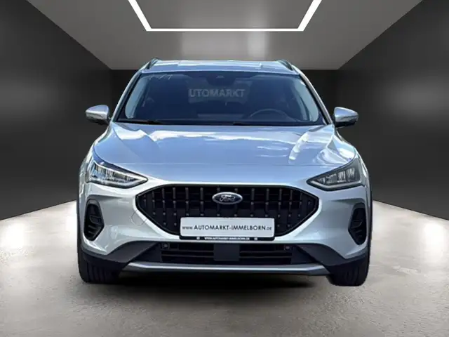 Ford Focus view 10
