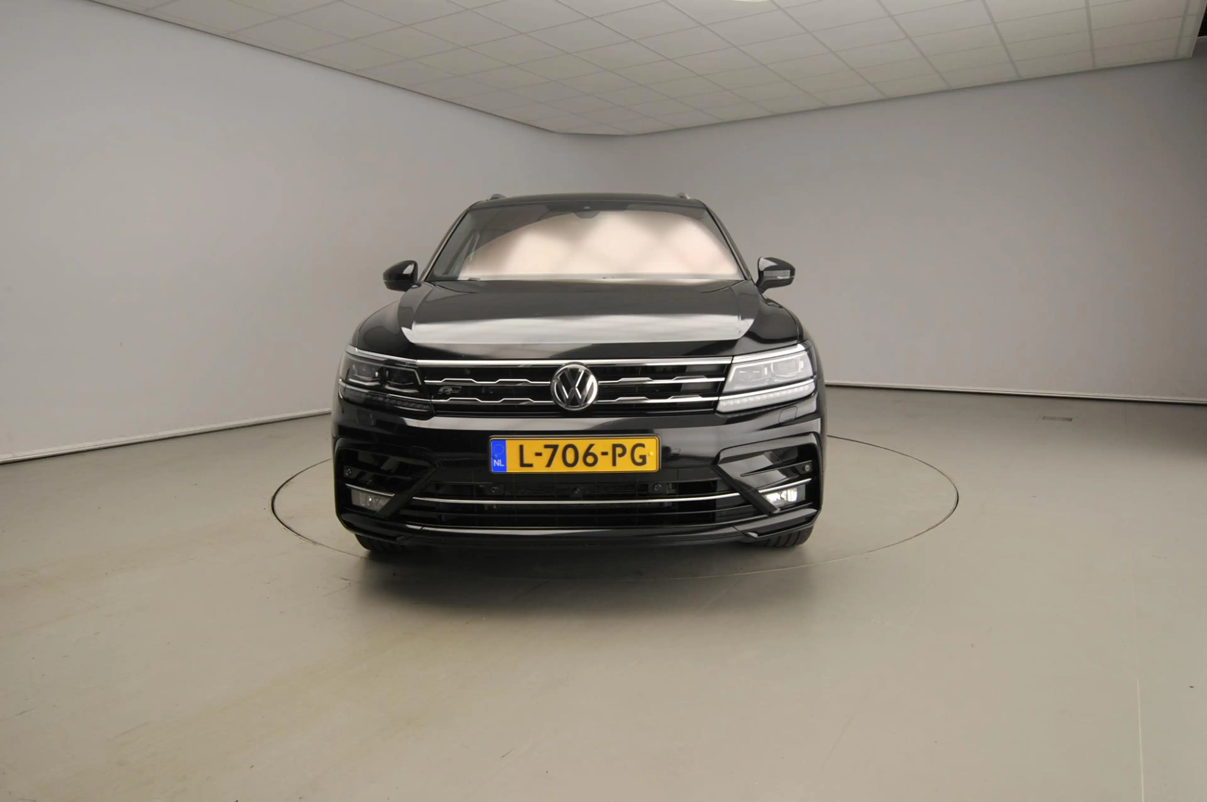 Volkswagen Tiguan Allspace 1.5 TSI Highline R-Line | 5p | Trekhaak | Pano | Z — photo 5