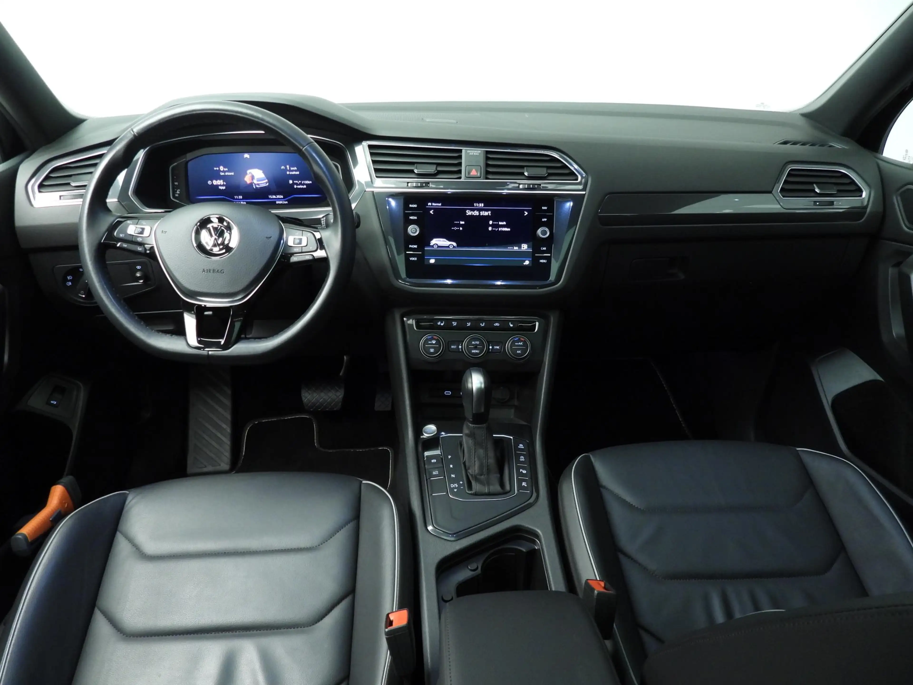 Volkswagen Tiguan Allspace 1.5 TSI Highline R-Line | 5p | Trekhaak | Pano | Z — photo 10