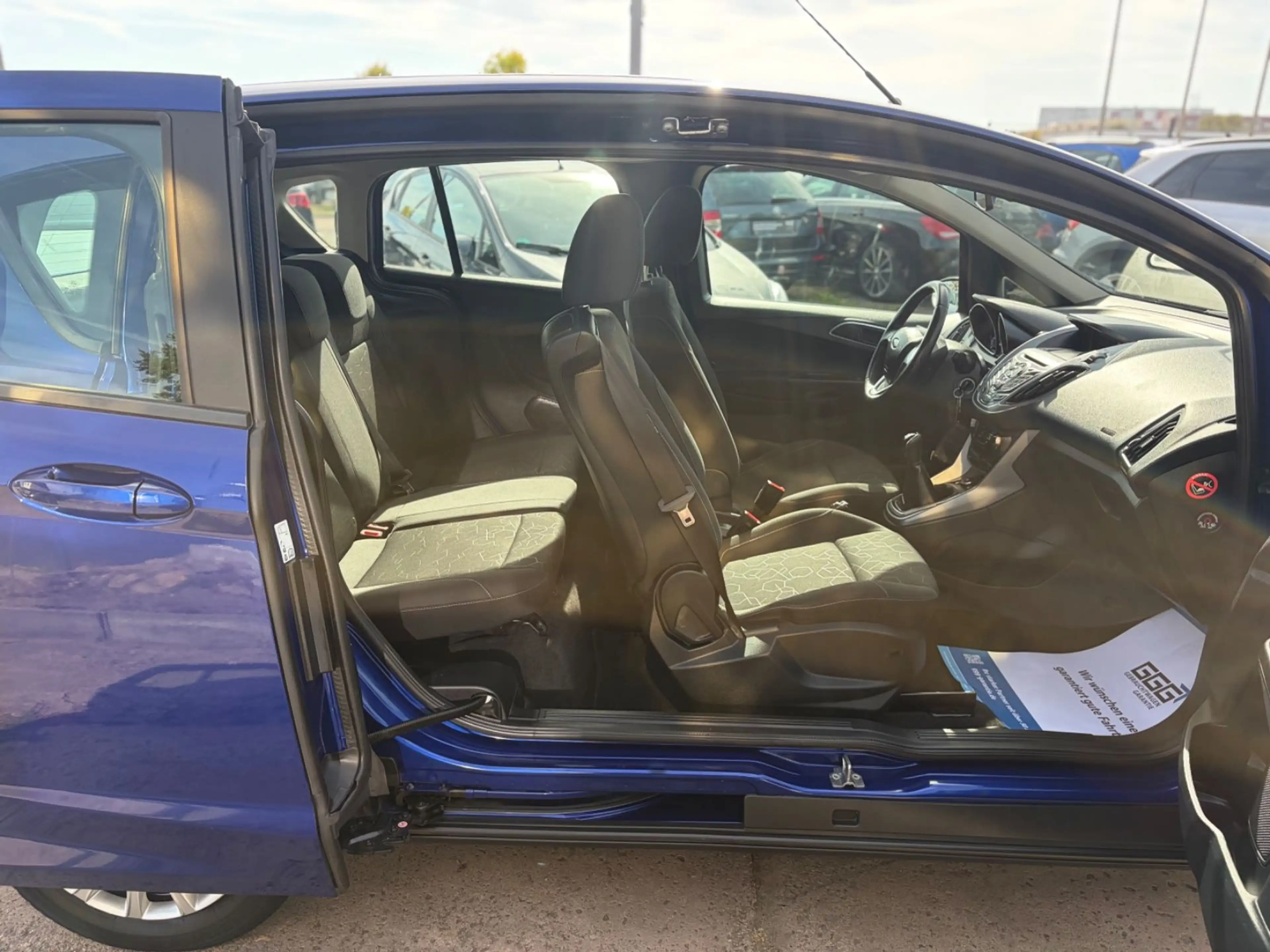 Ford B-Max B-MAX Trend — photo 11