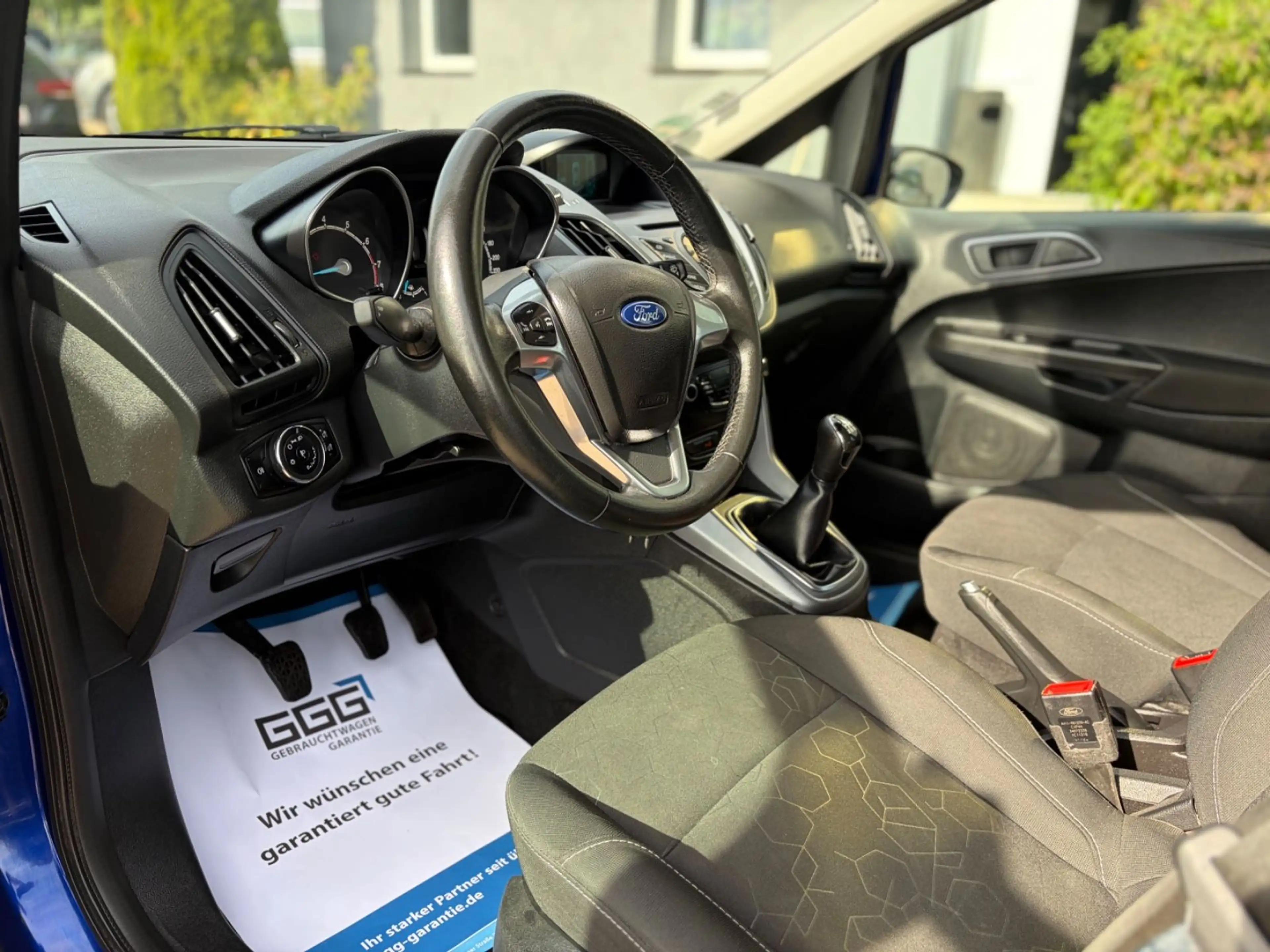 Ford B-Max B-MAX Trend — photo 12