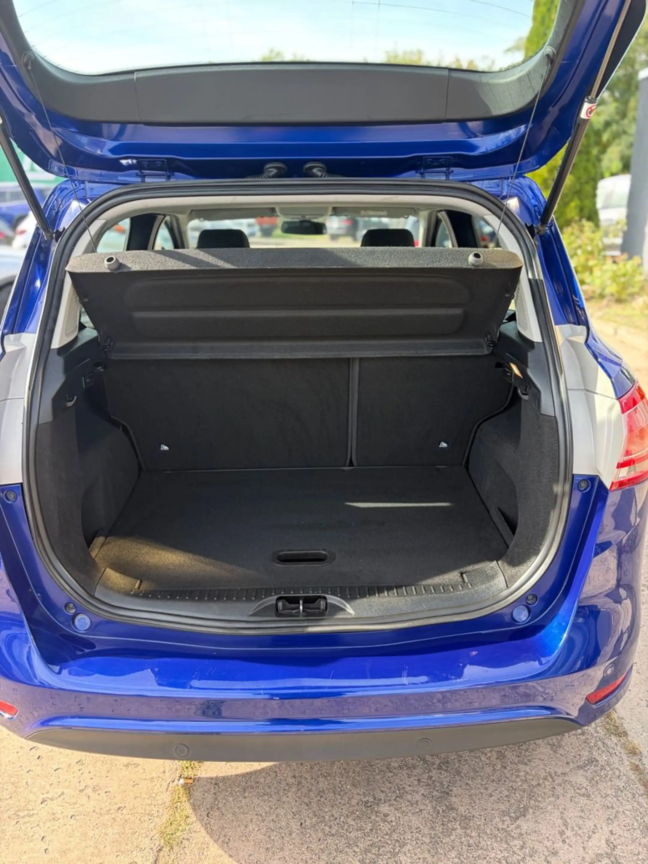 Ford B-Max B-MAX Trend — photo 9