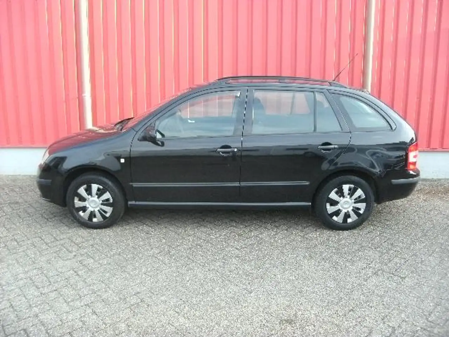 Skoda Fabia Combi 1.4-16V Ambiente / Airco Noir - 2