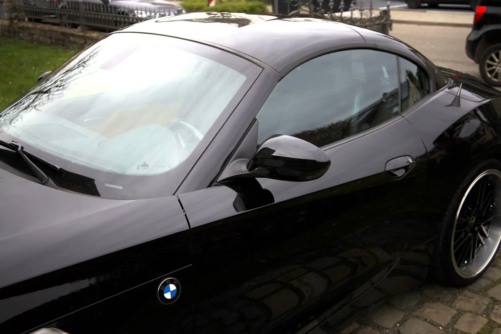 BMW Z4 sDrive 23i Siyah - 1