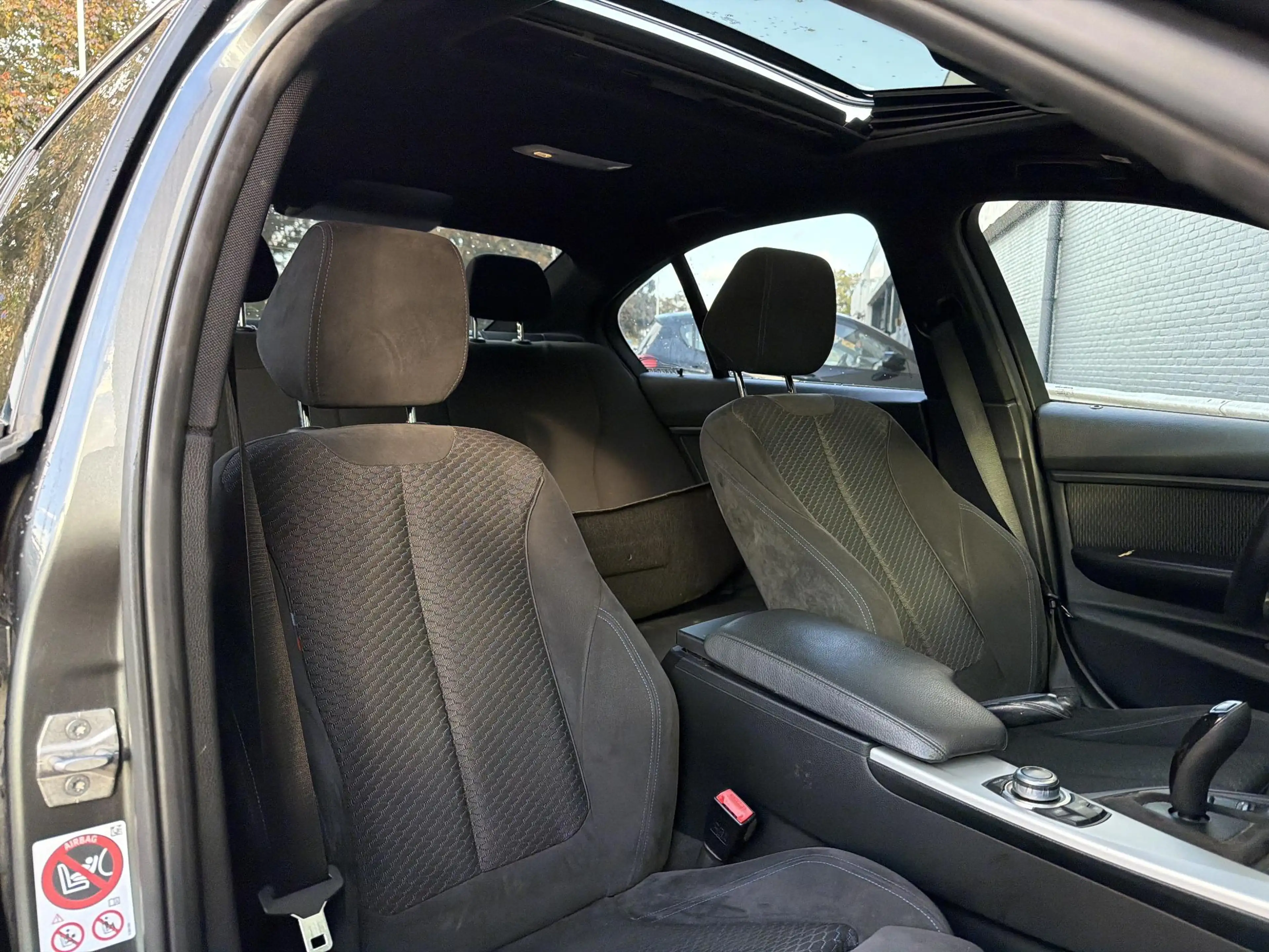 BMW 330 3-serie 330e M Sport | € 9.450,- NETTO! — photo 4
