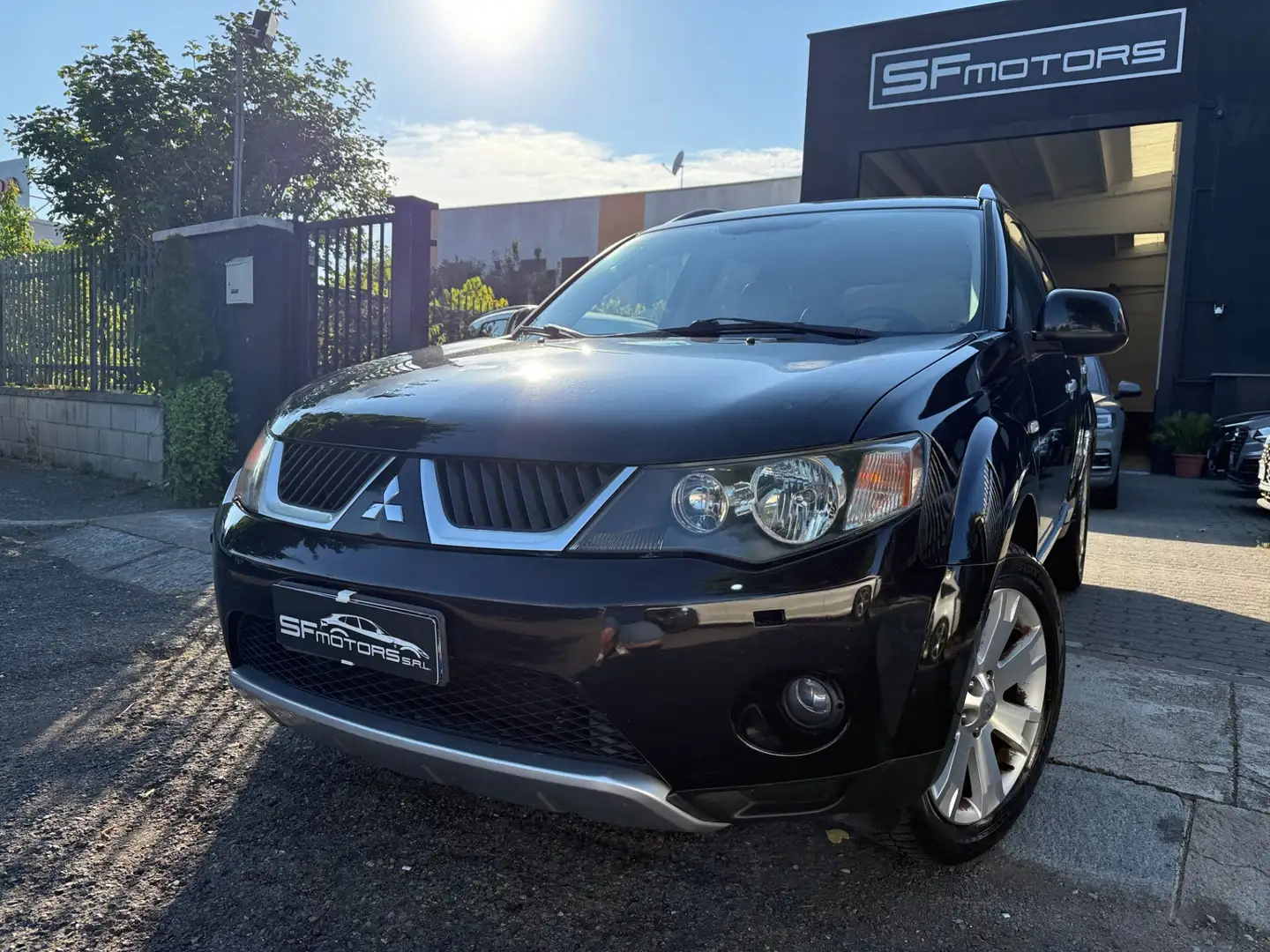 Mitsubishi Outlander 2.2 DI-D Instyle 7 p.ti DPF Nero - 2