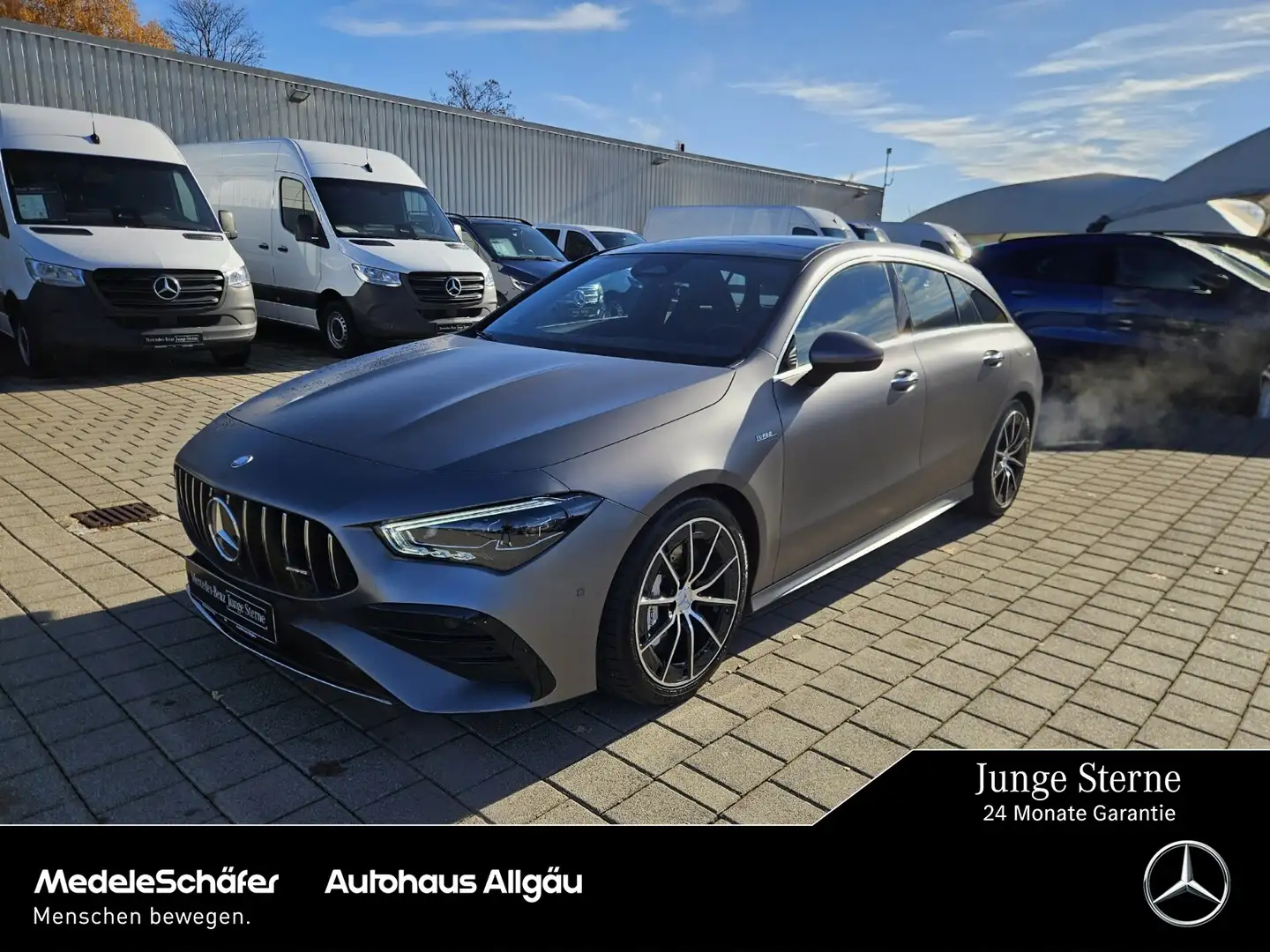 Mercedes-Benz CLA 35 AMG CLA 35 AMG Shooting Brake 4M AHK MAGNO Pano NP80 Grau - 1