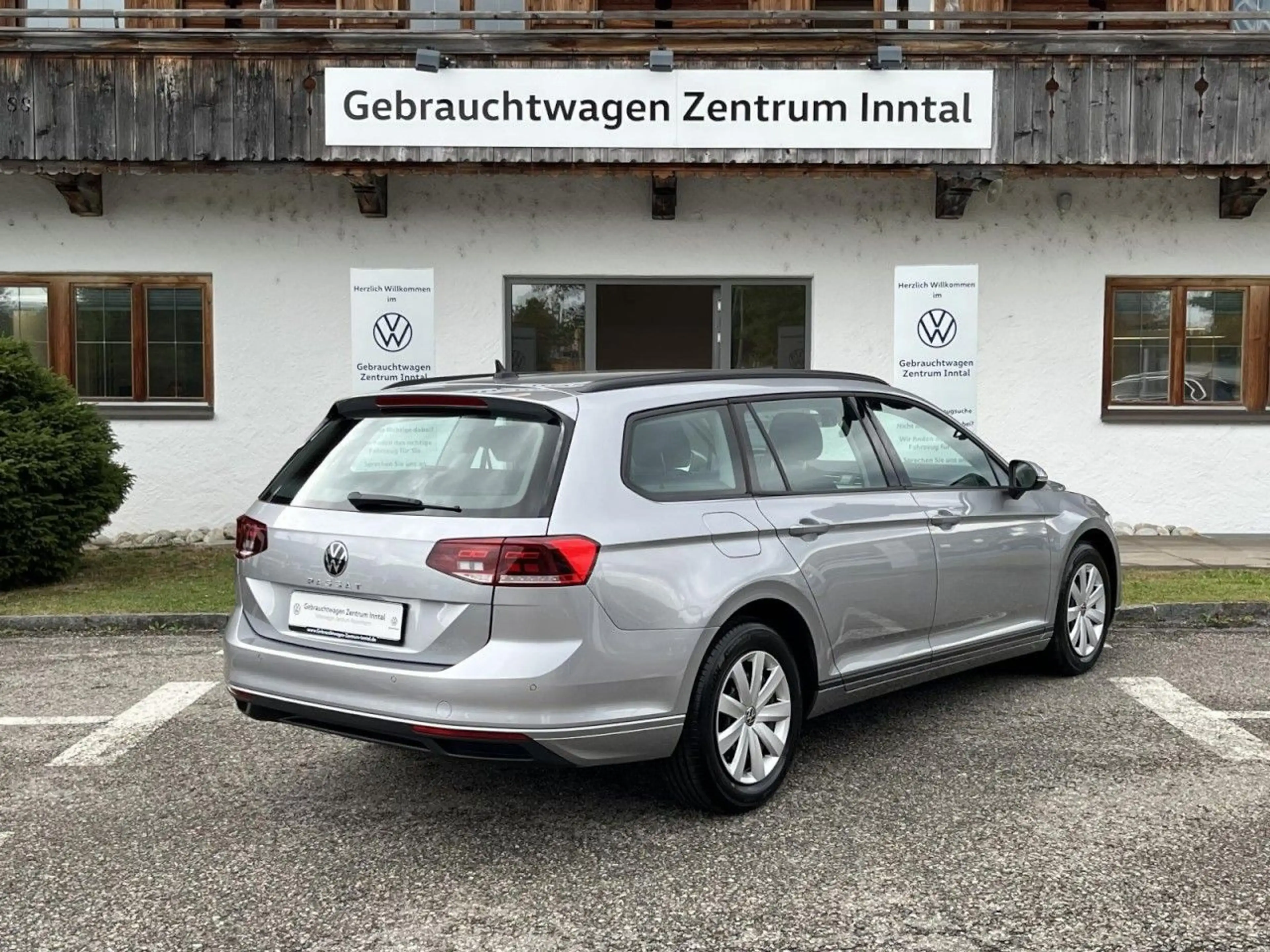 Volkswagen Passat Variant 2,0 TDI DSG (LED+AHK+ACC) — photo 5