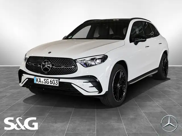 Mercedes-Benz GLC 300 d 4M AMG MBUX+360°+AHK+Pano+DIG LED+20