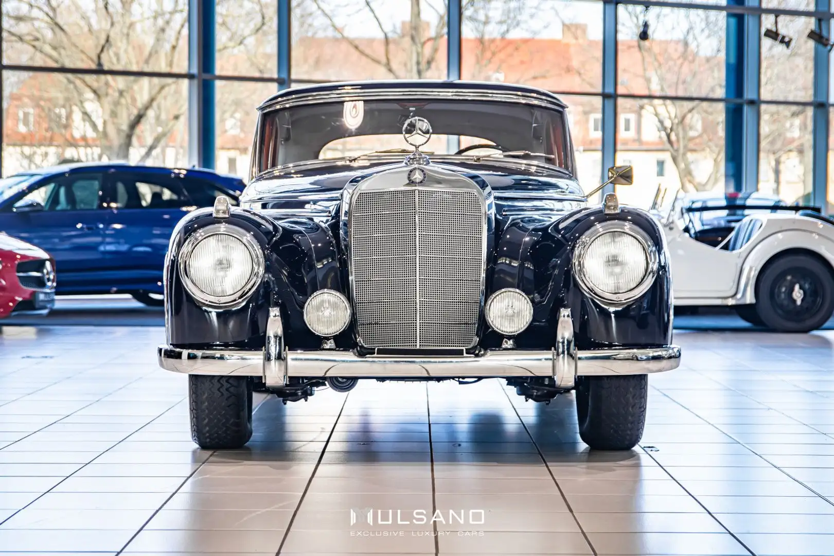 Mercedes-Benz 300 SC Coupe Einspritzmotor W188 1 of 98 Azul - 2