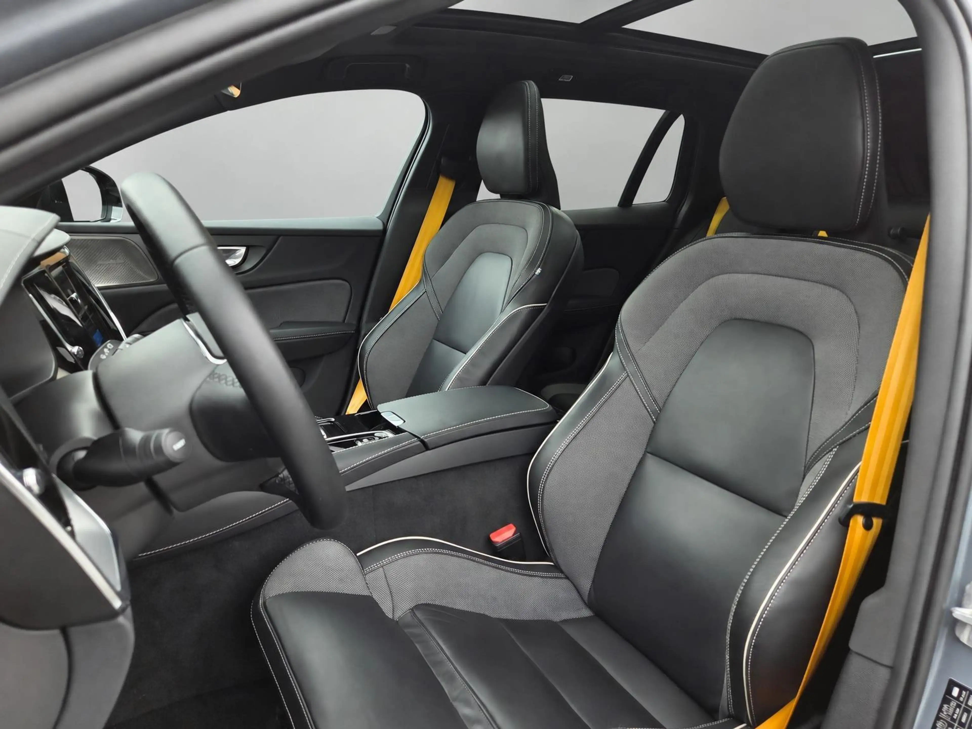 Volvo V60 T8 AWD Polestar Engineered | Trekhaak | Origineel — photo 6