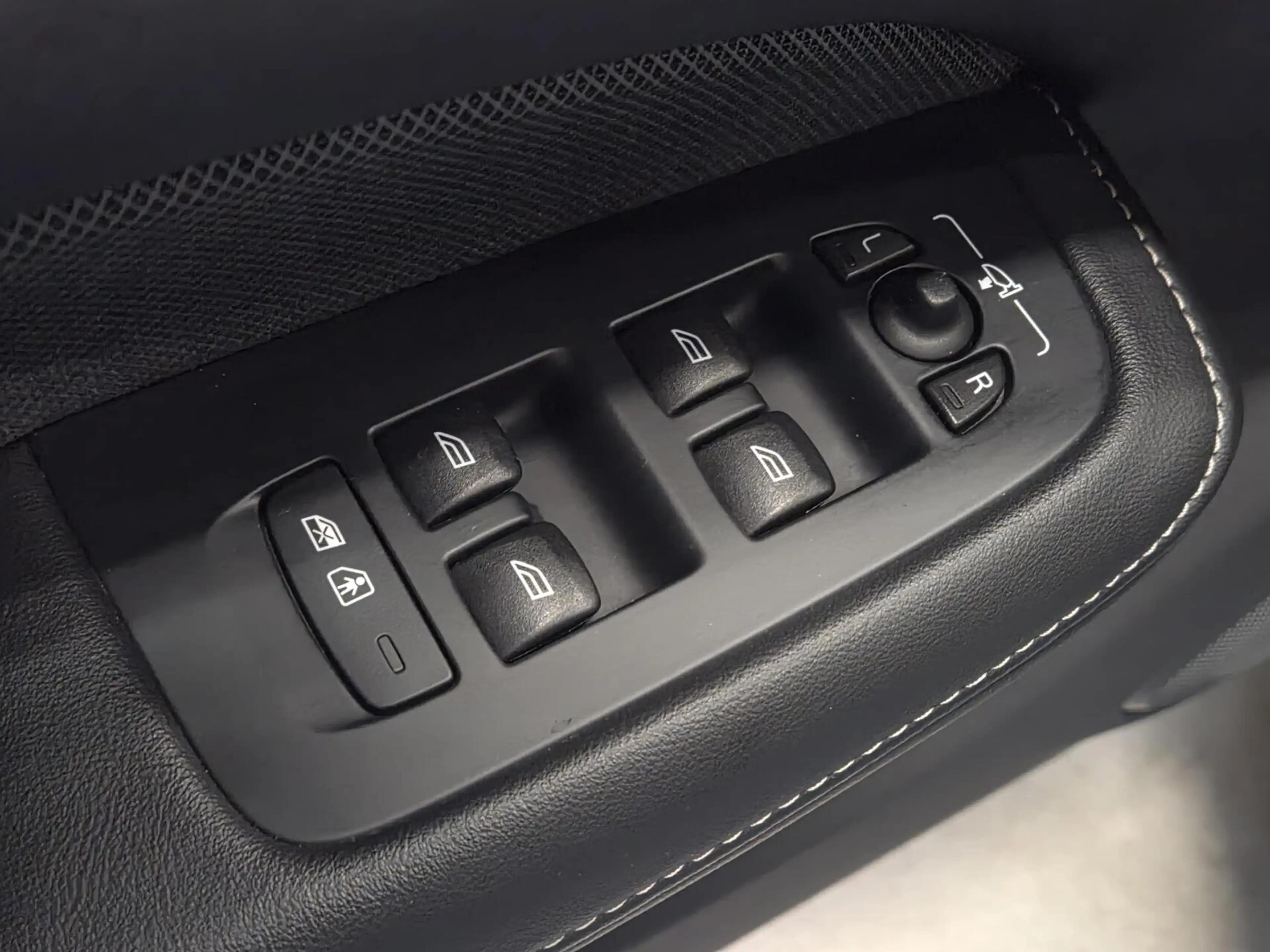 Volvo V60 T8 AWD Polestar Engineered | Trekhaak | Origineel — photo 35