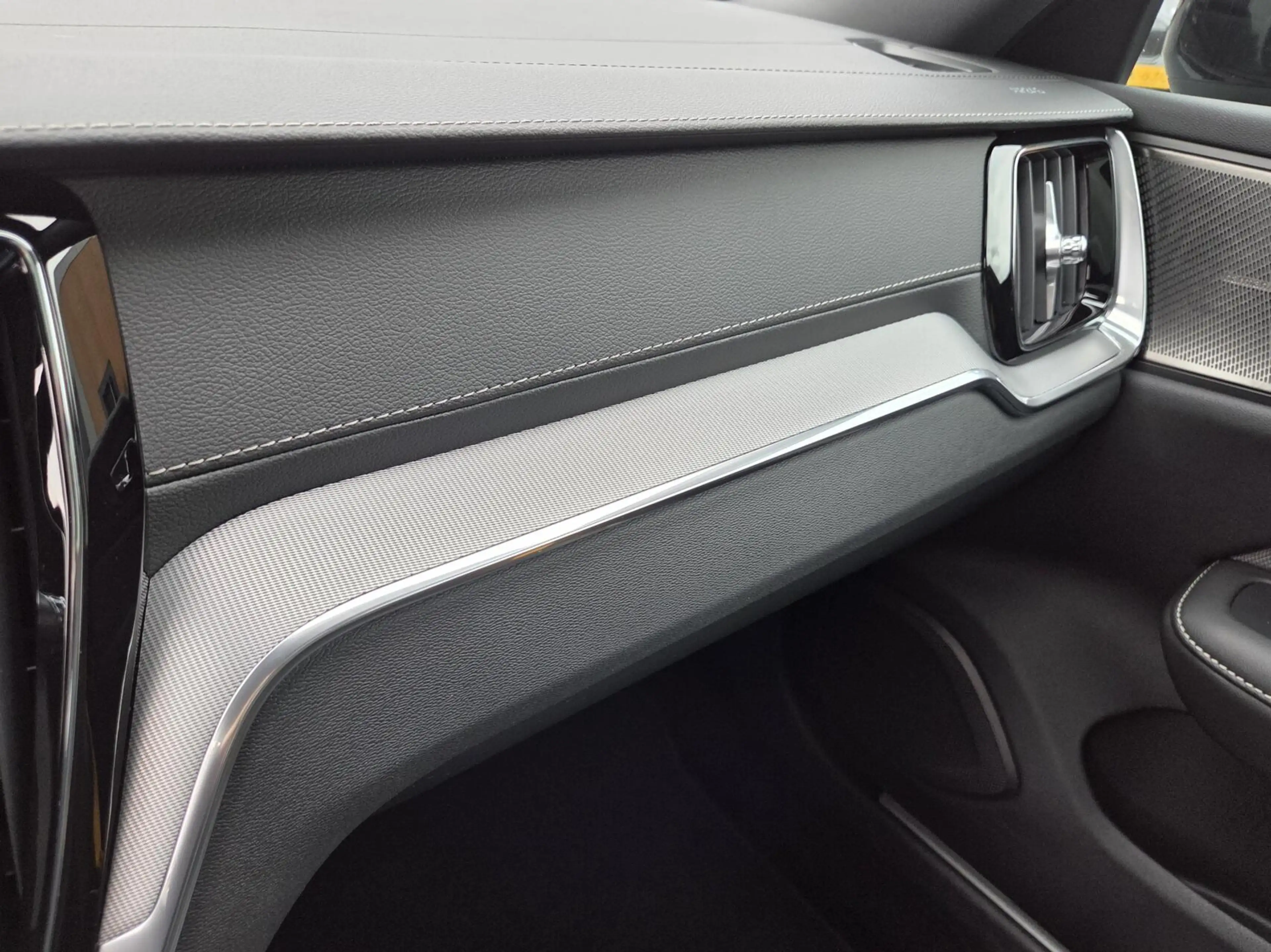 Volvo V60 T8 AWD Polestar Engineered | Trekhaak | Origineel — photo 23