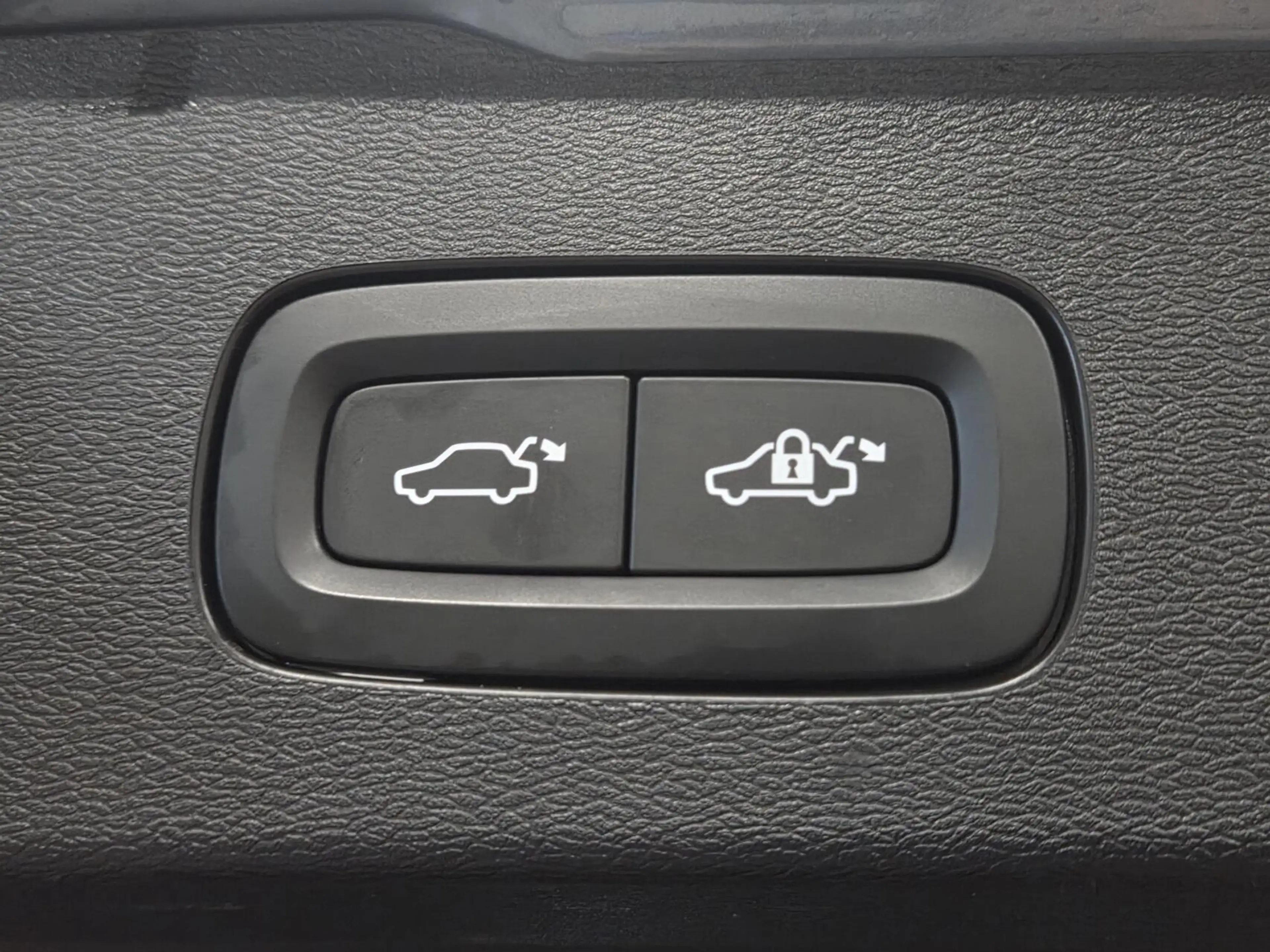Volvo V60 T8 AWD Polestar Engineered | Trekhaak | Origineel — photo 37
