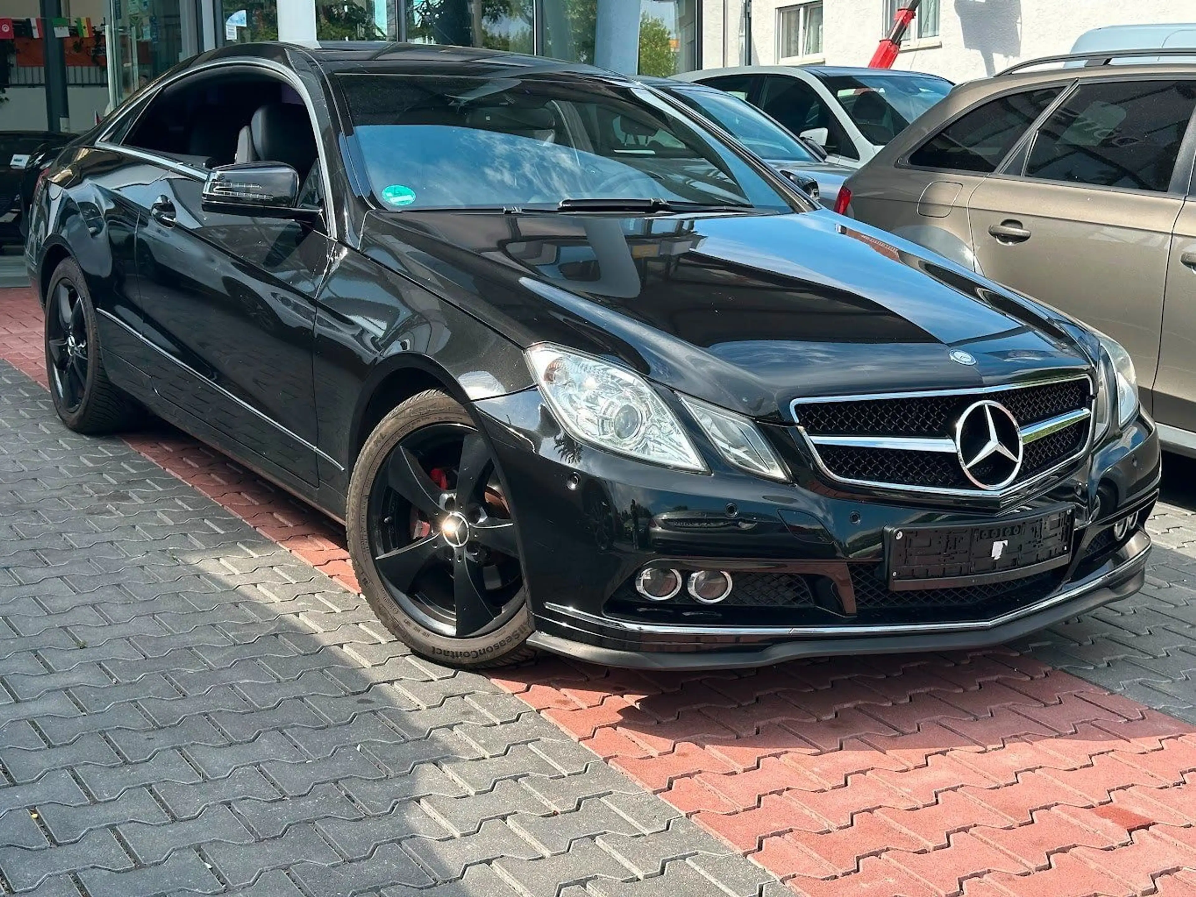 Mercedes-Benz E 200 E 200 Coupé SHZ. LEDER. PDC. ALU — photo 4