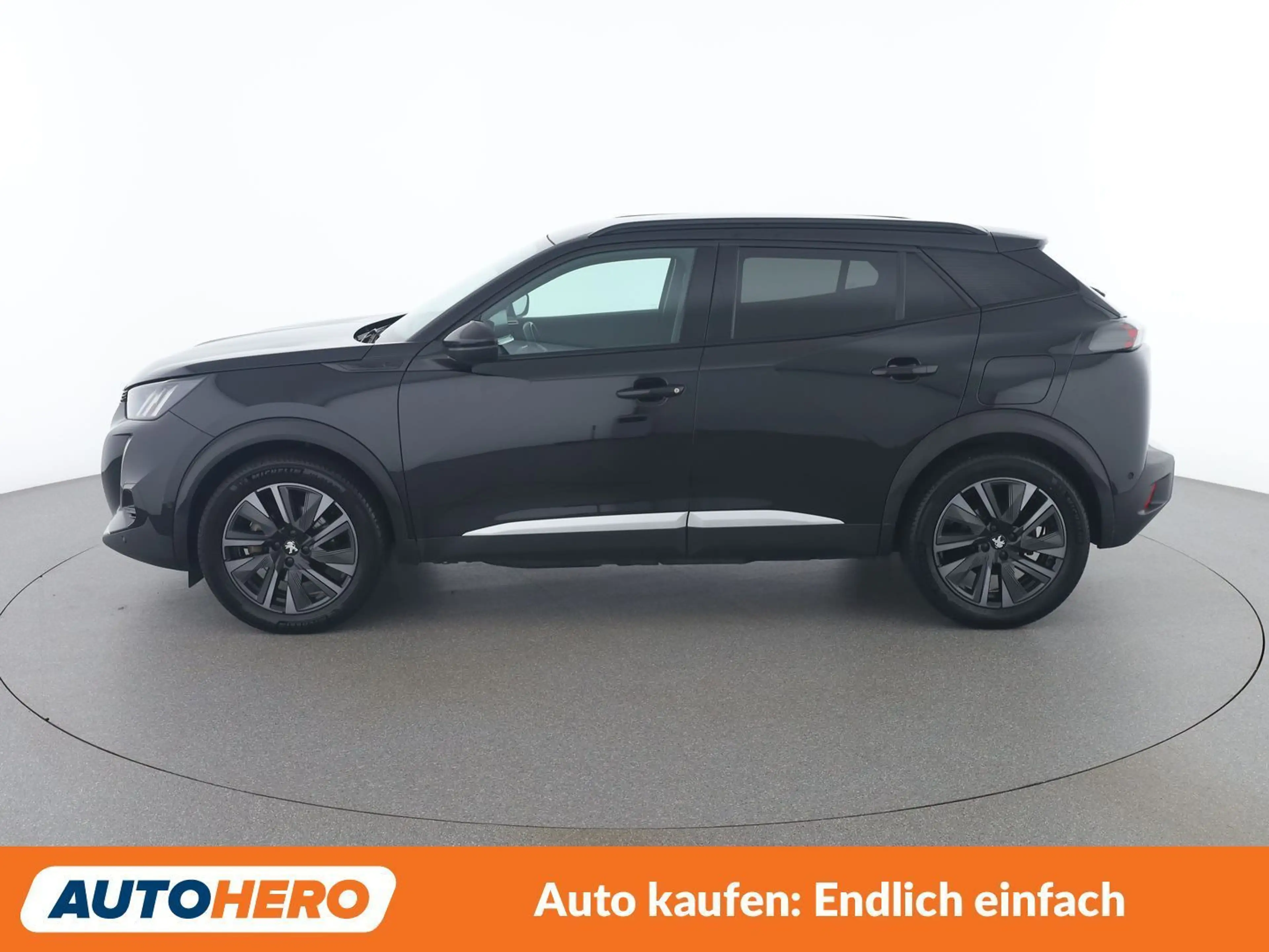 Peugeot e-2008 electric drive 100 kW GT Pack — photo 3