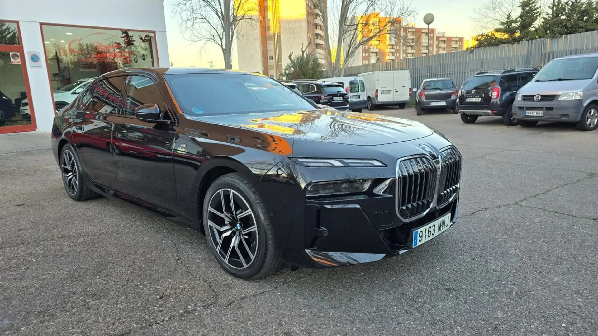 BMW 740 740dA xDrive Zwart - 2