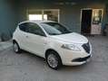 Lancia Ypsilon Ypsilon III 2011 0.9 Gold ecochic metano 80cv Weiß - thumbnail 3