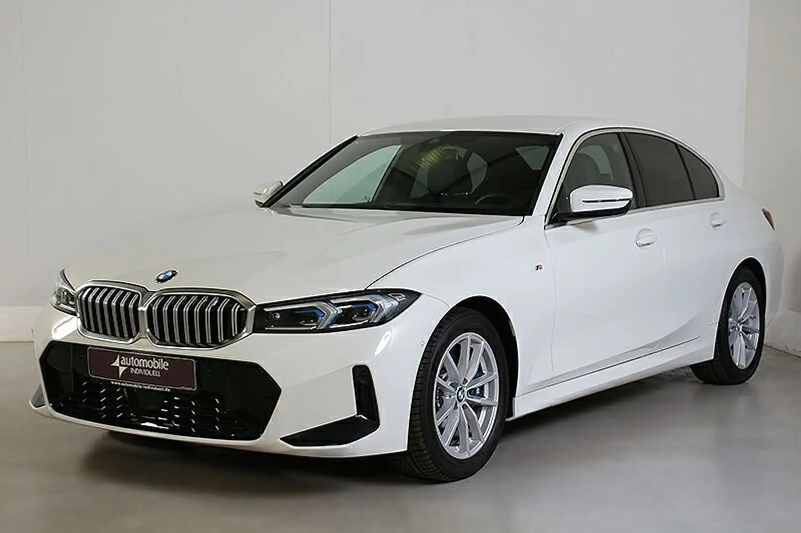 BMW 330 i A M Sportpaket LED DAB Hifi Parkassist Live Bianco - 2