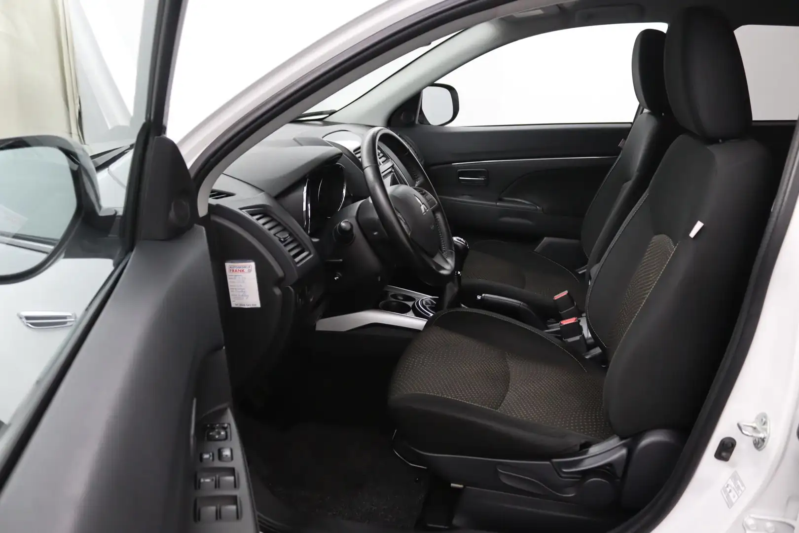 Mitsubishi ASX 1.6 Cleartec Intense Trekhaak! Rijklaarprijs! Wit - 2
