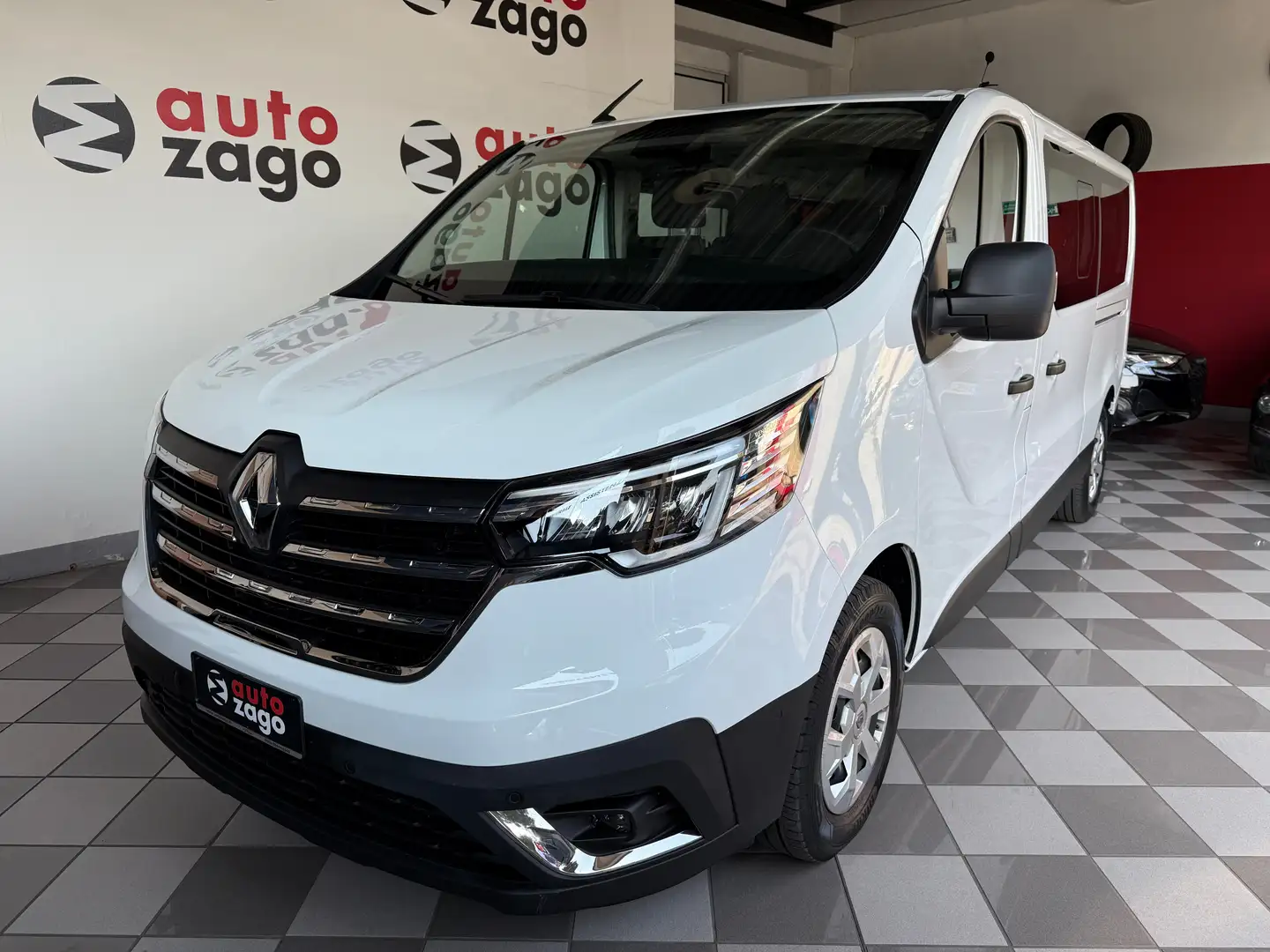 Renault Trafic COMBI EDC AUTO EQUILIBRE 9 POSTI Bianco - 1