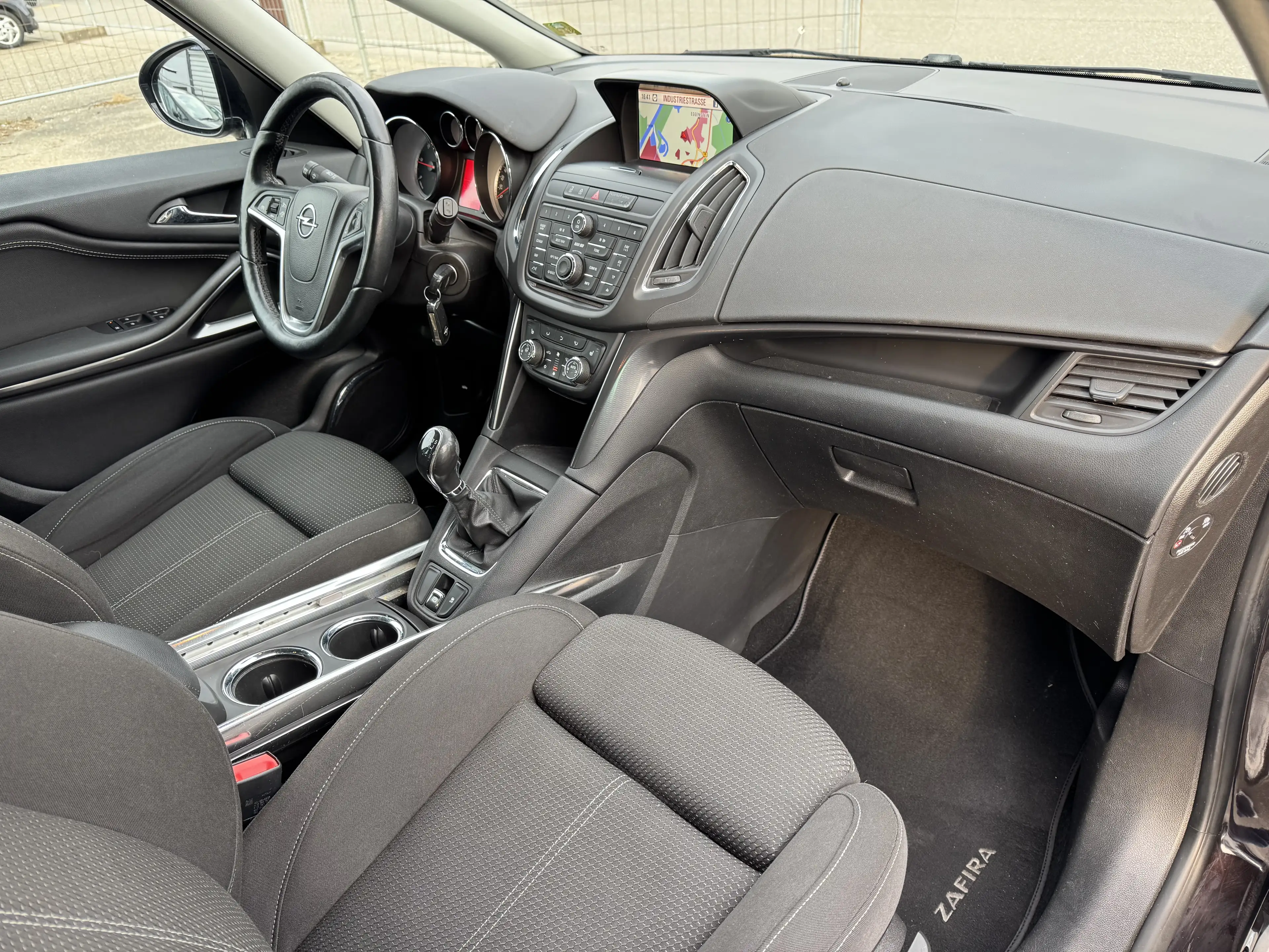 Opel Zafira Tourer Innovation-7 Sitzer-Navi-Kamara-TÜV Neue — photo 7