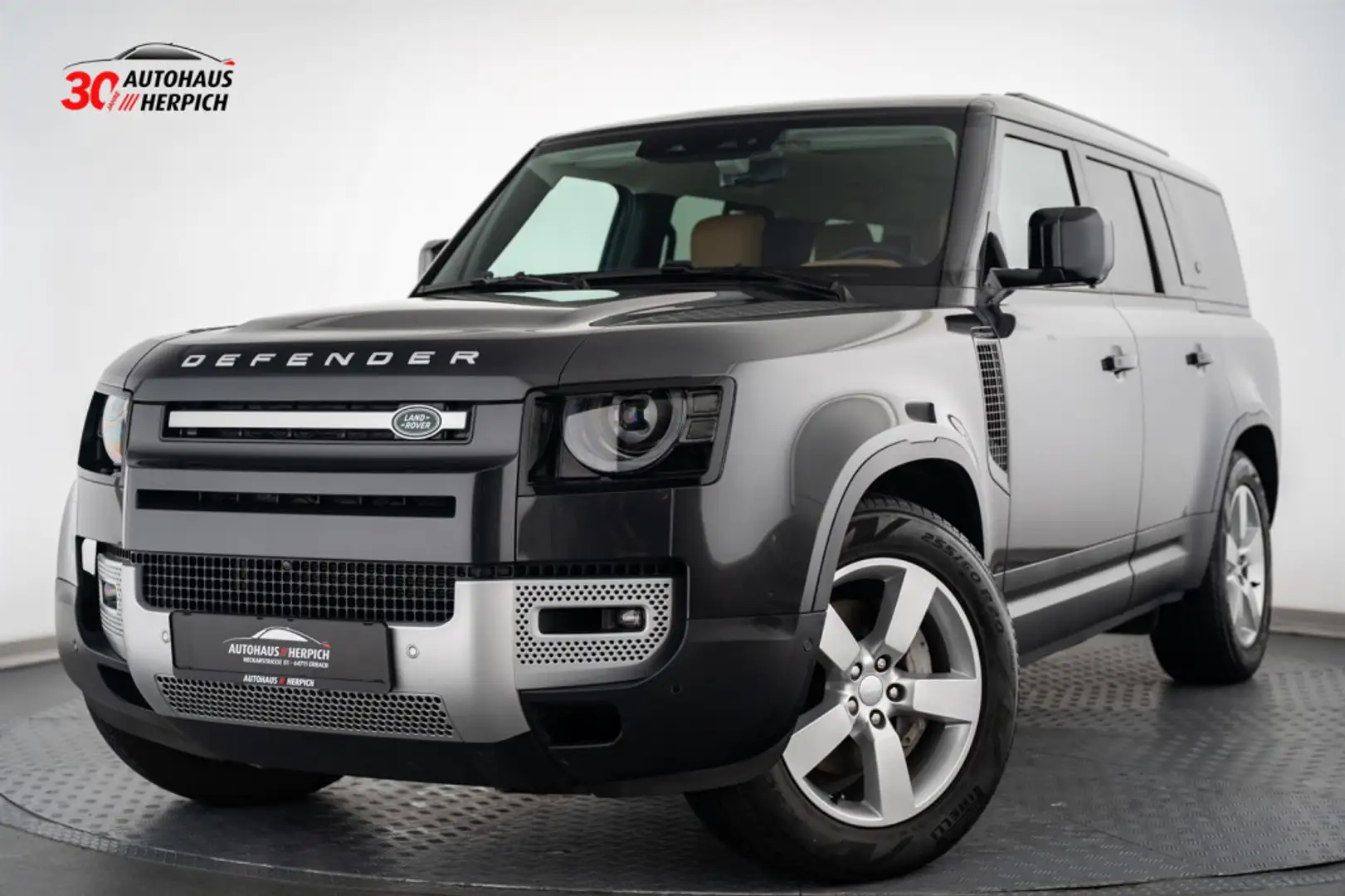 Land Rover Defender 130 D300 AWD First Edition St.Hz. AHK Szary - 1