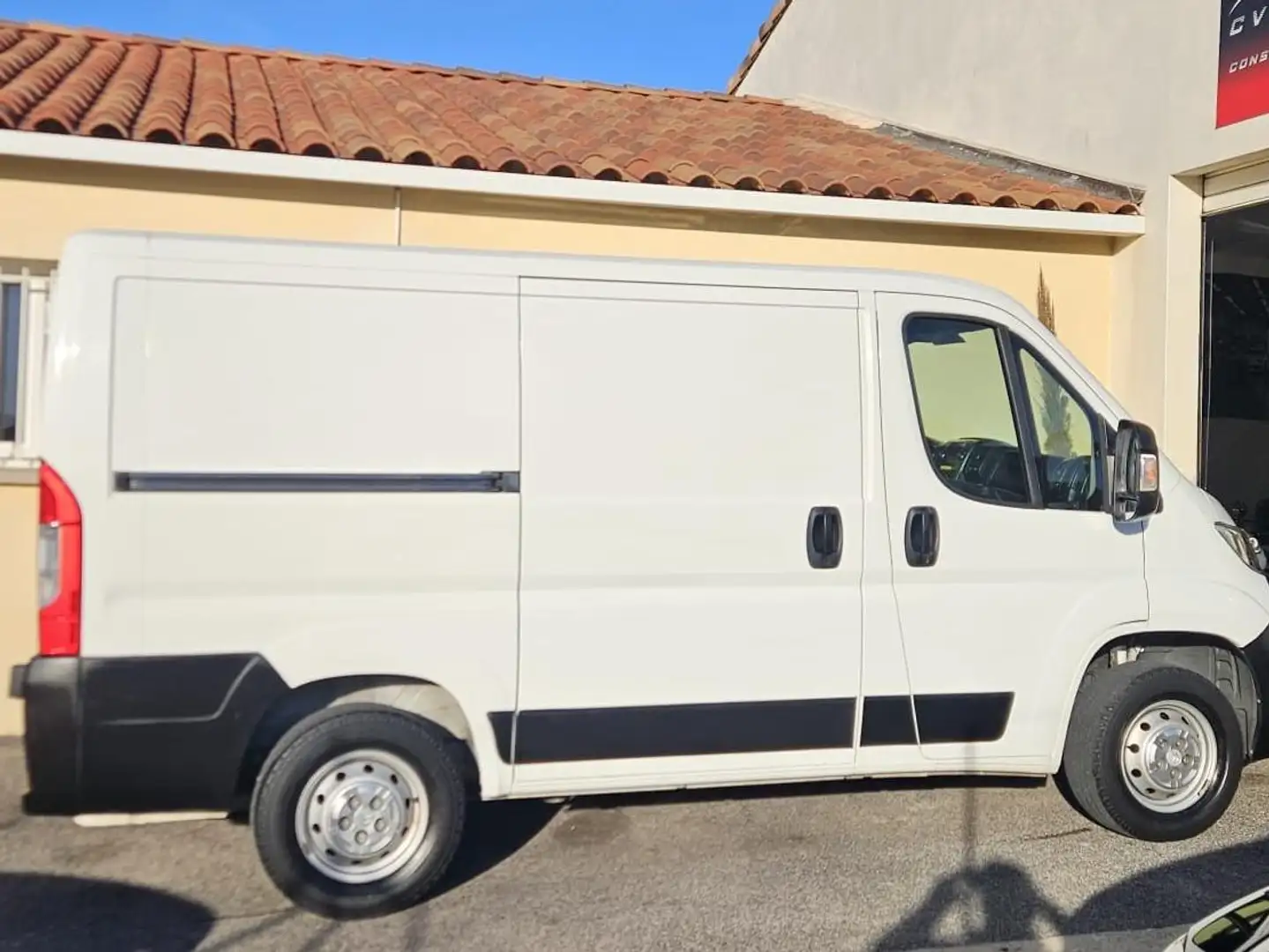 Citroen Jumper JUMPER TOLE 33 L1H1 BLUEHDi 140 S Weiß - 2