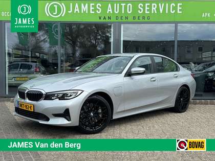BMW 330 3-serie 330e High Executive