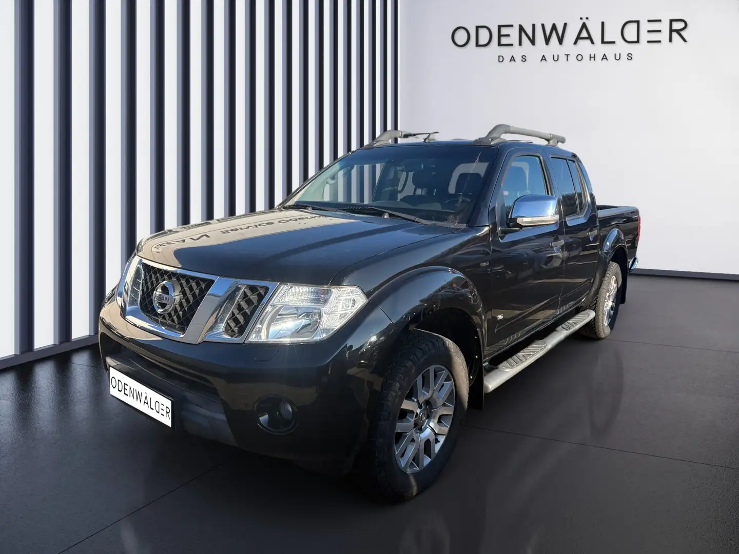 Nissan Navara Pickup 4x4 3.0 dCi DC  LE Double Cab V6 LB super Z Schwarz - 2