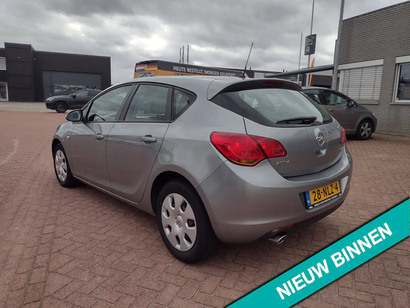 Opel Astra 1.4 Turbo Edition MOOIE AUTO BEL 0619590613 AIRCO Grau - 2