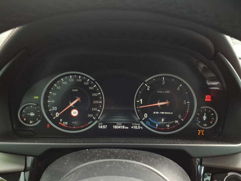 BMW X6 BMW X6 M50d — photo 11