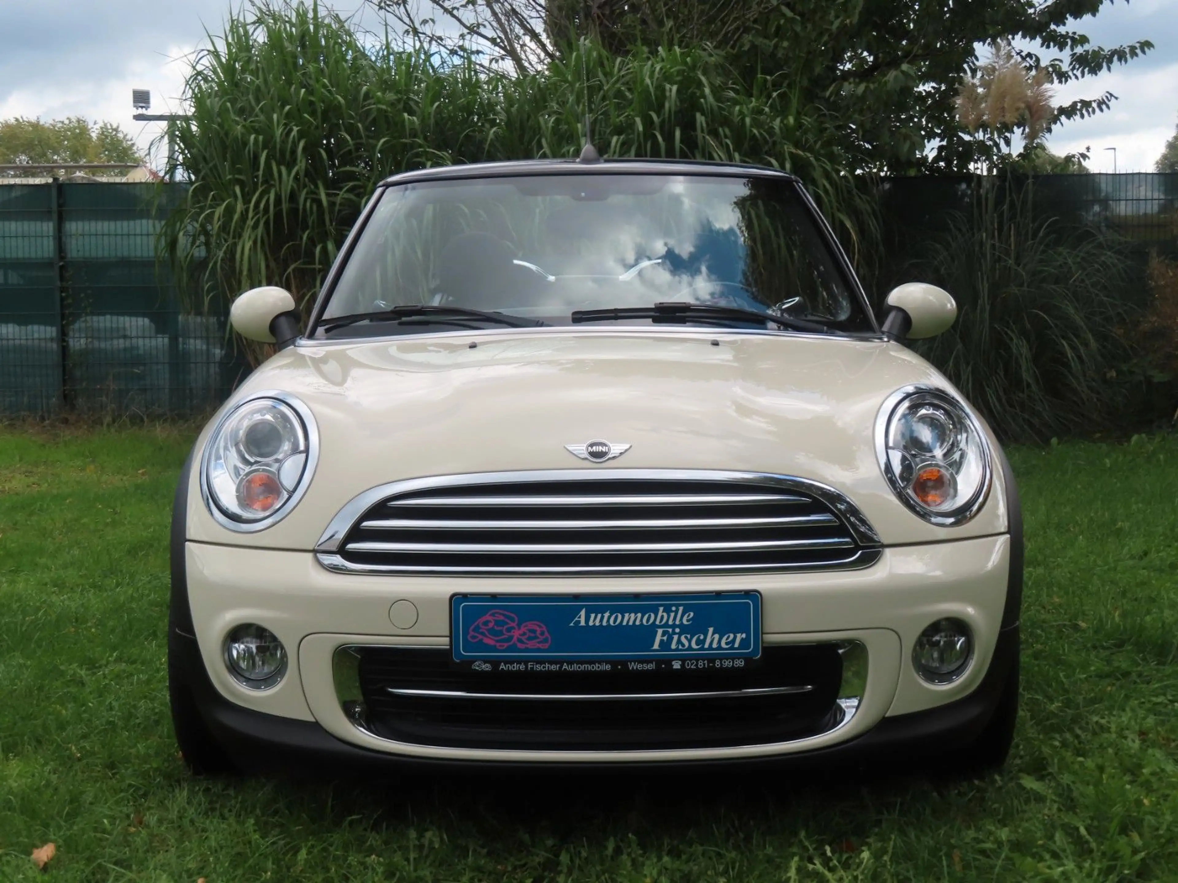 MINI Cooper Cabrio sehr schön!      "erst 28.000 km" — photo 2