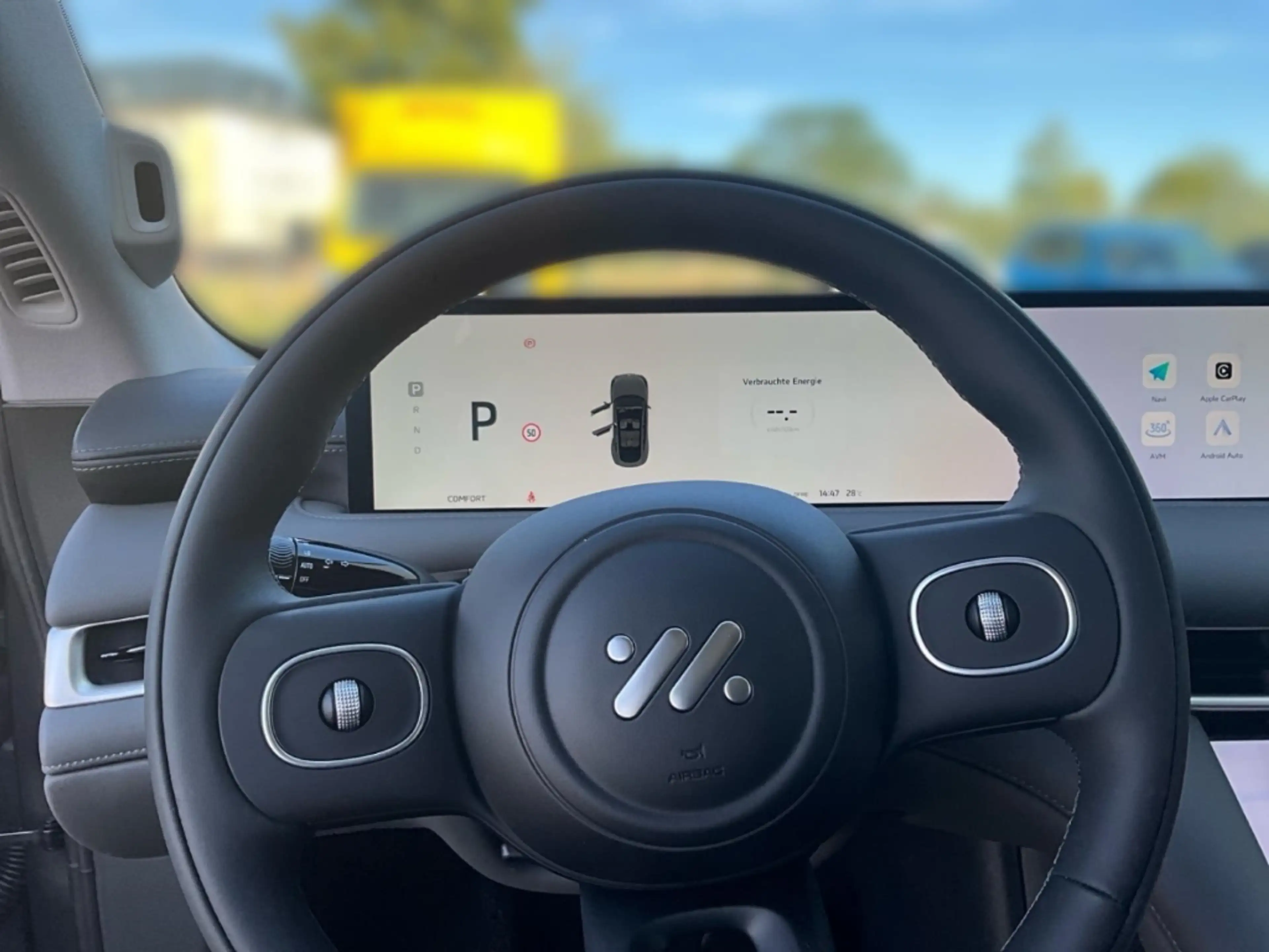 MG Premium 100kWh AWD 800V LED LEDER SHZ NAVI Luftfed — photo 8