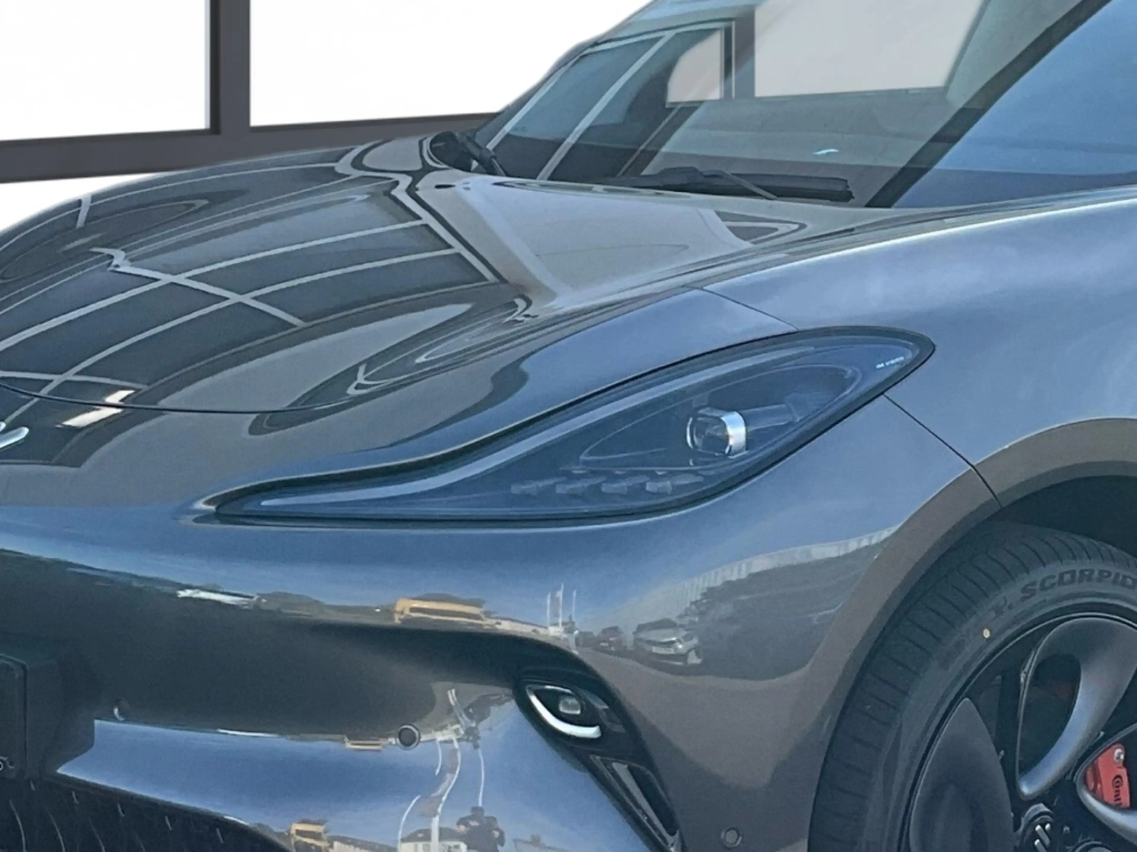 MG Premium 100kWh AWD 800V LED LEDER SHZ NAVI Luftfed — photo 5