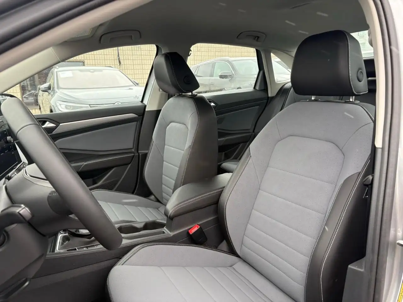 Volkswagen Jetta снимка Volkswagen Jetta
