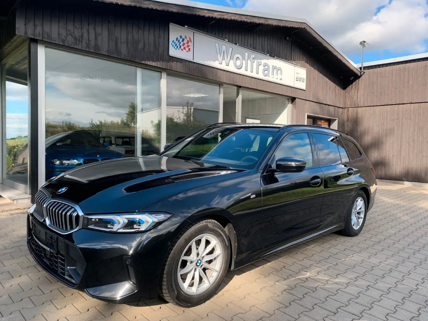 BMW 318 i Touring M Sportpaket Schwarz - 1
