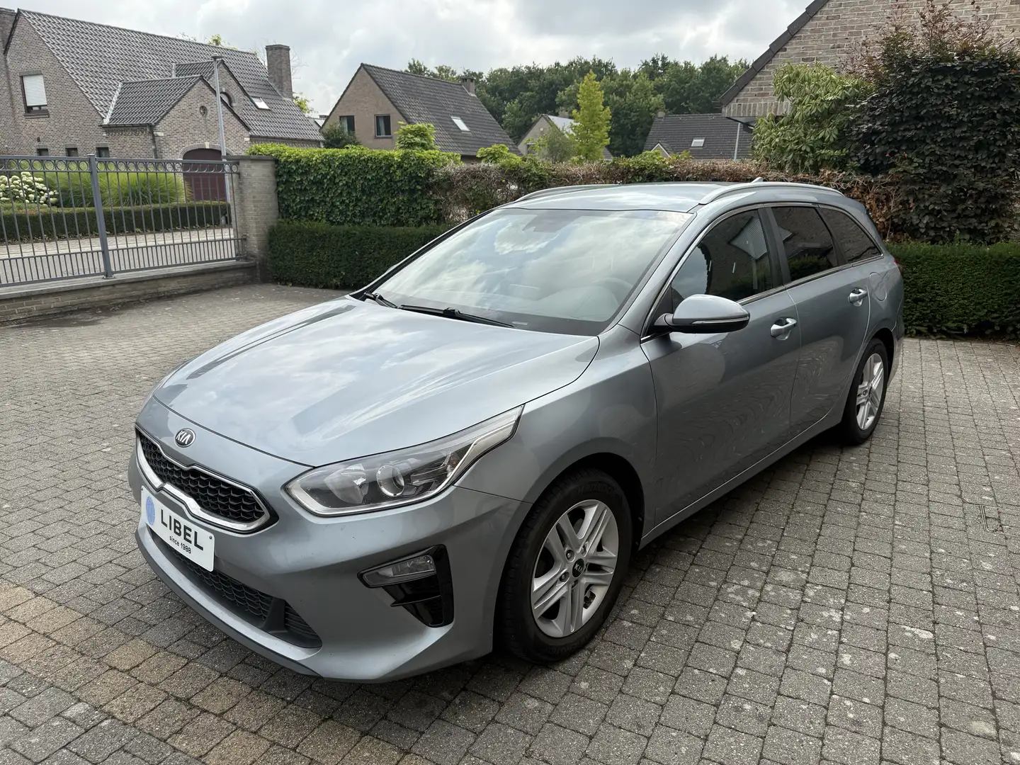 Kia Ceed SW / cee'd SW 1.6 CRDi ***EERSTE EIGENAAR*** - 1