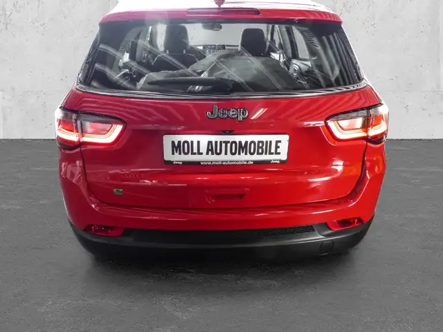 Jeep Compass view 4