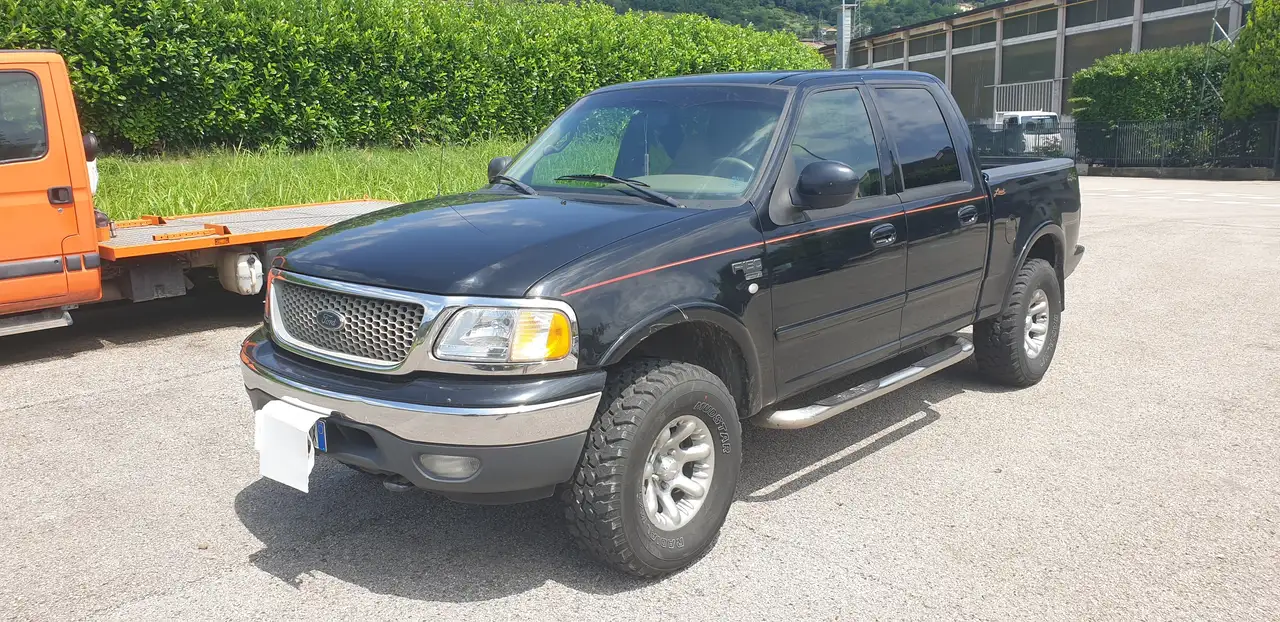 Ford F 150 Lariat, foto 2