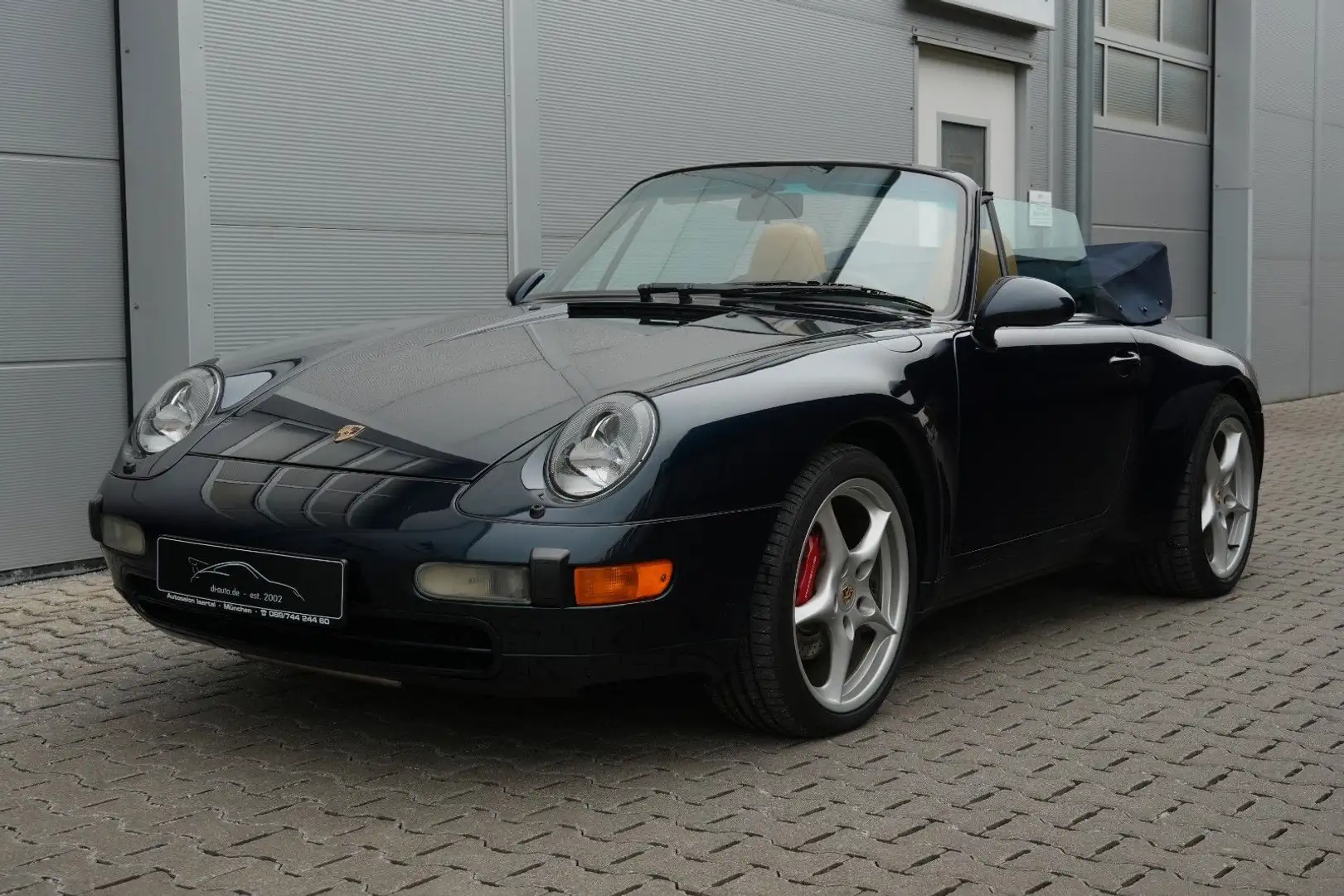 Porsche 993 Carrera Cabriolet Blau - 2