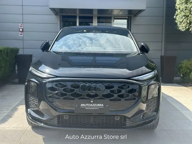 Audi Q3 view 2