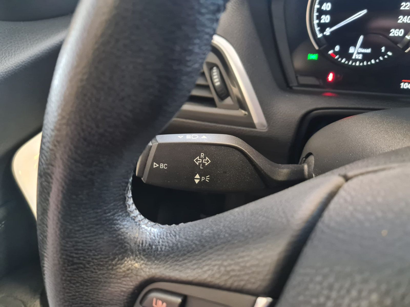BMW 118 d Urban Line / LED/ KAMERA / Navi — photo 11