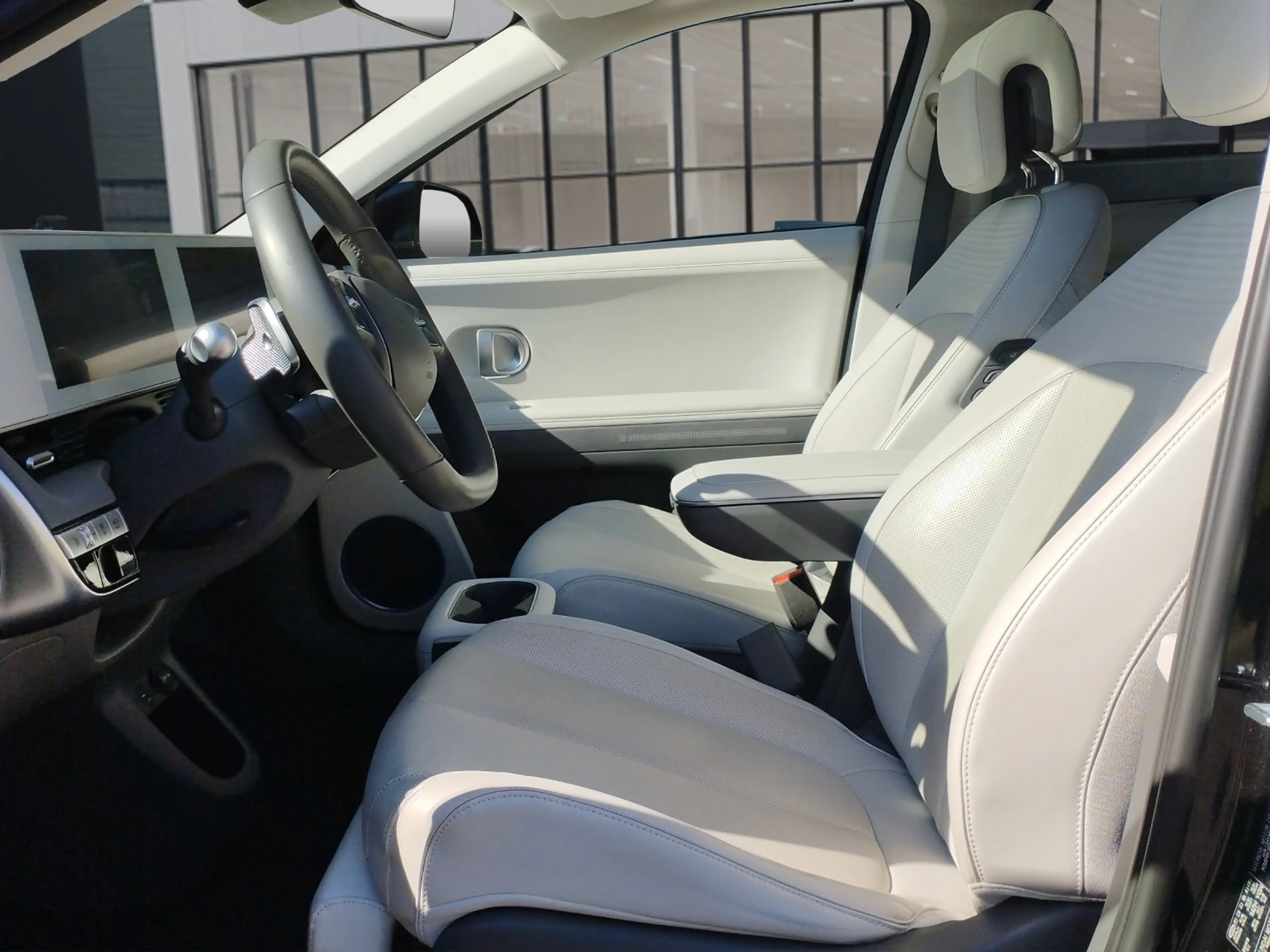 Hyundai IONIQ 5 Elektro 72,6kWh UNIQ Relax-Paket, Panoramadach — photo 6