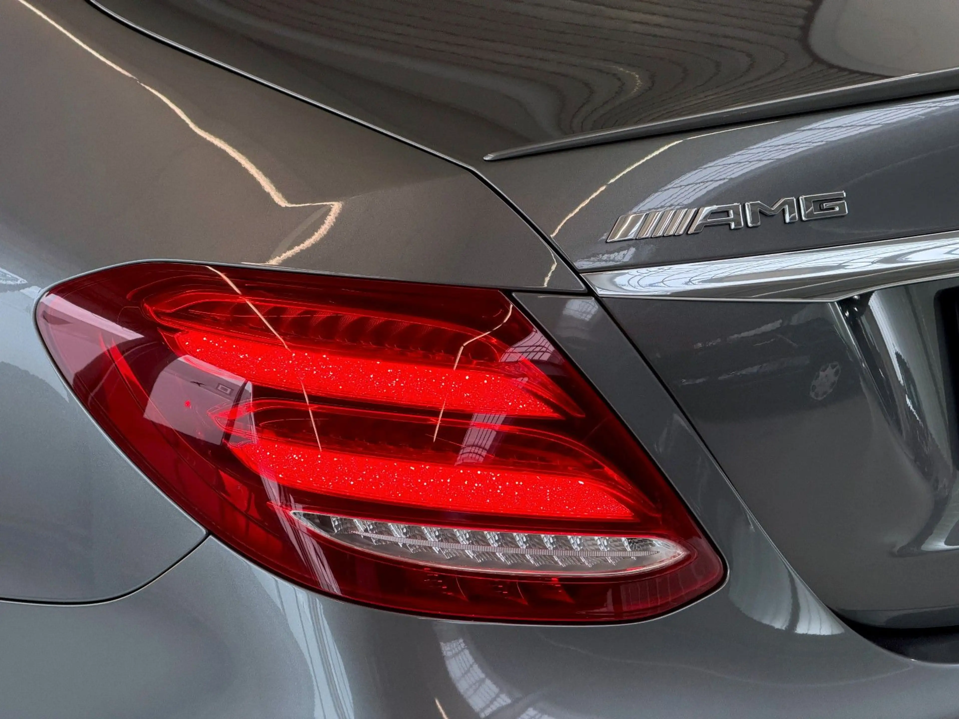 Mercedes-Benz E 43 AMG 4Matic*360°Kamera*Memory*GSD*LED* — photo 10