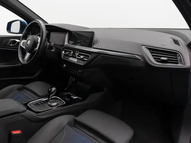 BMW M view 23