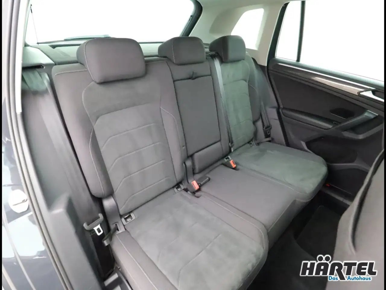 Volkswagen Tiguan ELEGANCE EHYBRID 1.4 TSI DSG Sportpaket LED 8